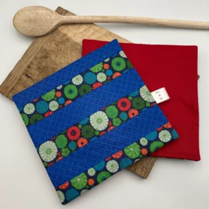 maniques ou dessous de plat bleu en patchwork