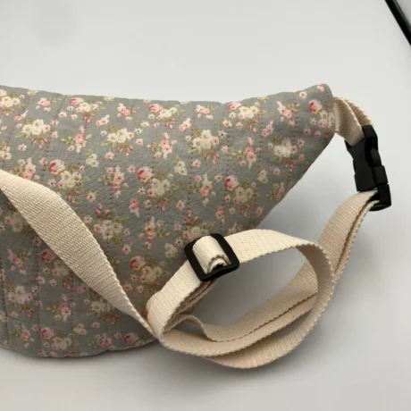 sac-banane-patch-fleuri-1.2